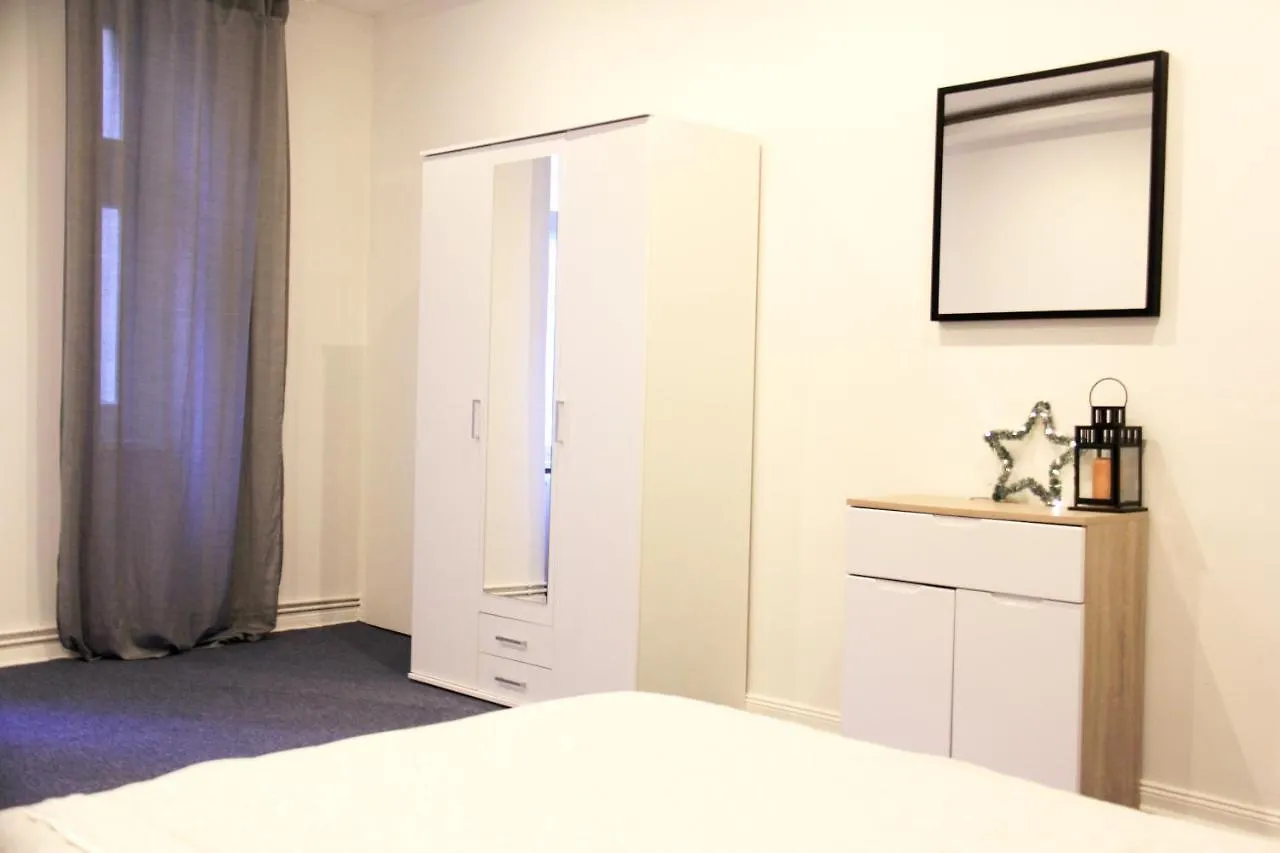 3 Zimmer Apartment Am Leopoldplatz Berlin