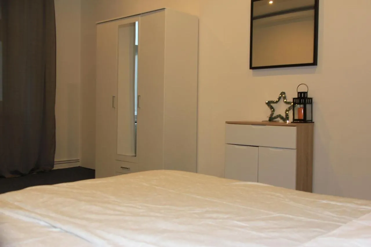 3 Zimmer Apartment Am Leopoldplatz Berlin