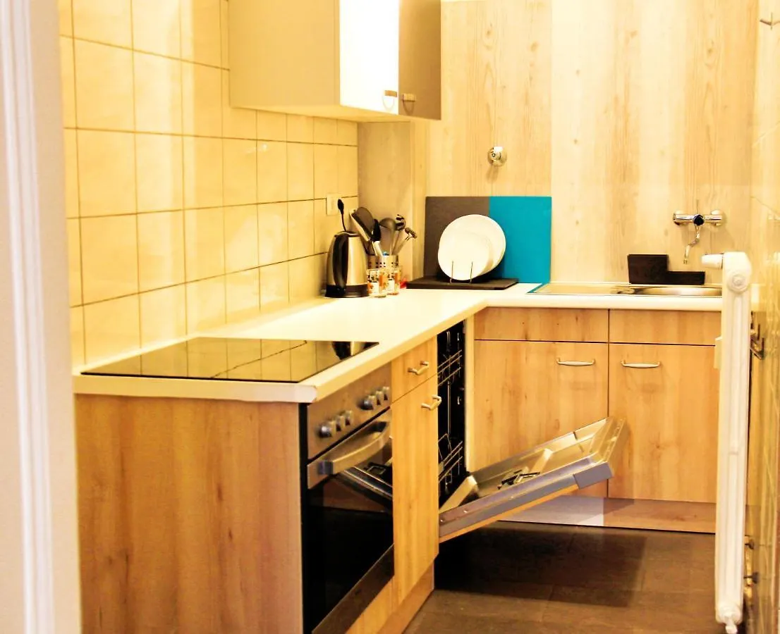 3 Zimmer Apartment Am Leopoldplatz Berlin